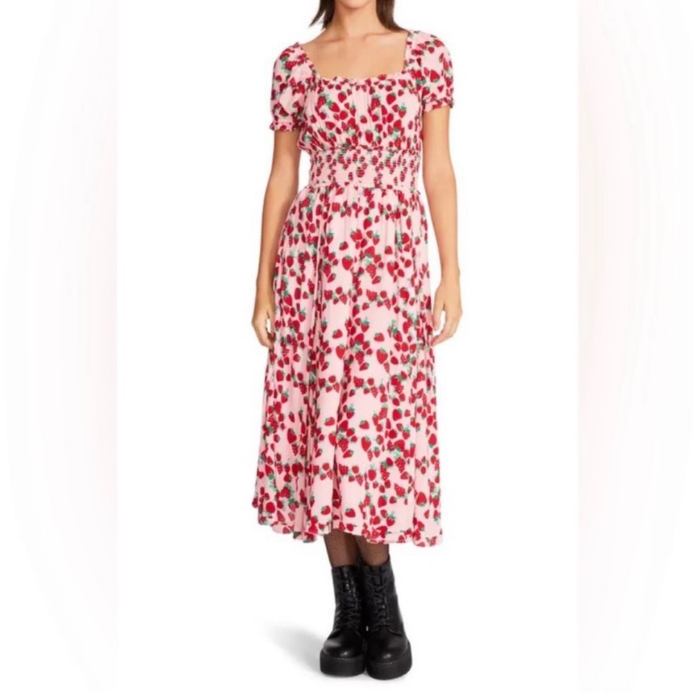 Betsey Johnson Strawberry midi dress size L